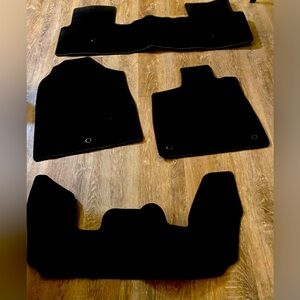 2025 Honda Pilot floor mats
